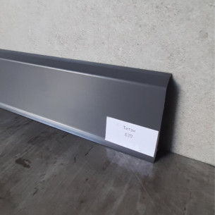 Плiнтус пластиковий Grun Holz Титан GH820 70мм